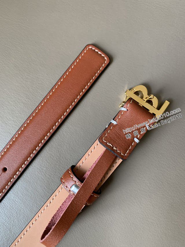 BURBERRY女士皮帶 巴寶莉磨砂牛皮高端休閒腰帶  jjp1053